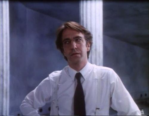 closet-land-screencap-alan-rickman-14938588-720-560.jpg