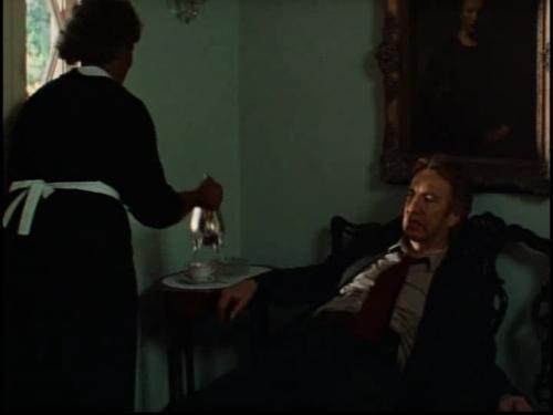 judas-kiss-alan-rickman-10901607-768-576.jpg