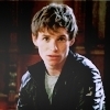 eddie-eddie-redmayne-7699737-100-100.jpg