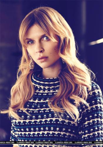 photo-shoots-set-108-clemence-poesy-32441558-421-600.jpg