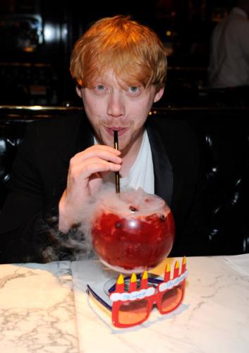 las_vegas_visiting_the_sugar_factory_cirque_du_soleil_etc_sept_2011.jpg
