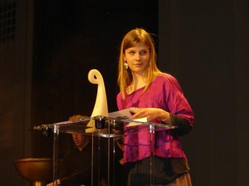 clemence_poesy-fc47c.jpg