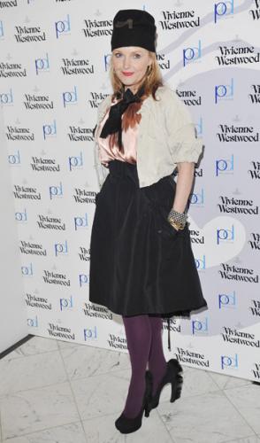 20110218-vivennewestwood-01.jpg