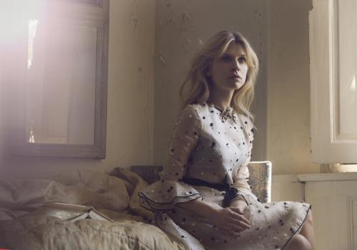 clemence-poesy-80622.jpg