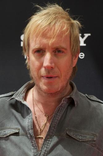 rhysifansamazingspidermanmadridpress7cundpeqf6kl.jpg