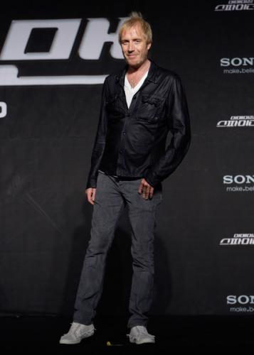 rhysifansamazingspidermanpressconference_5xatposprql.jpg