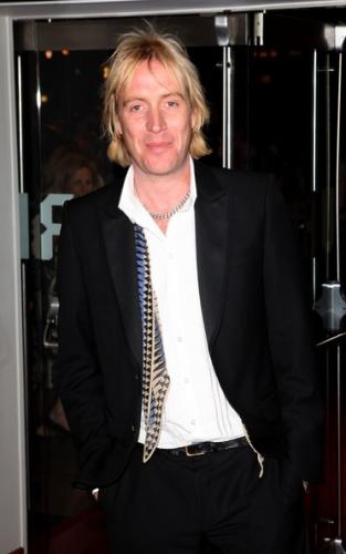 rhysifanselizabethgoldenageukfilmpremiereyg7wmqo32g8l.jpg