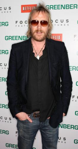 rhysifanspremierefocusfeaturesgreenbergmbchf2wnbrgl.jpg