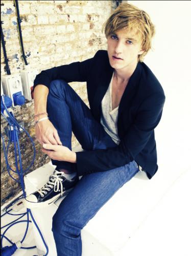 2009-kai_z_feng_shoot2.jpg